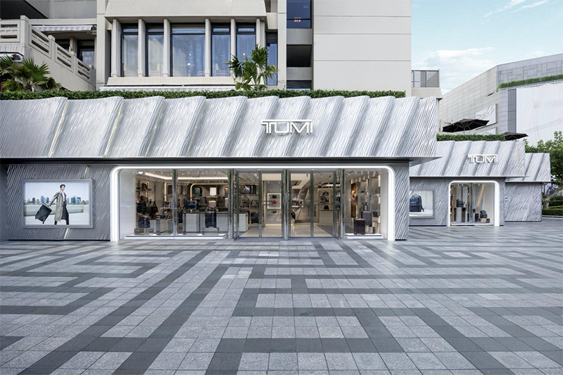 TUMI中國首家旗艦店落地上海，與城市共建生活方式樣本