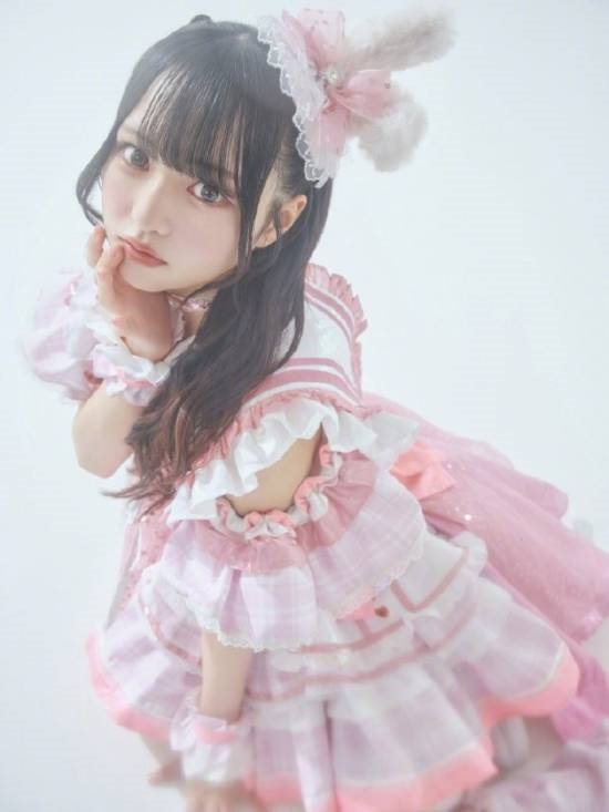 日本偶像被曝與男子出游 嚴重違反規定被退團