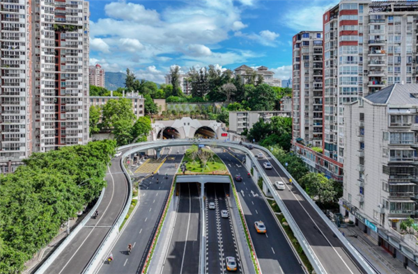 全國首個！四聯拱原位拓寬雙層隧道通車運營