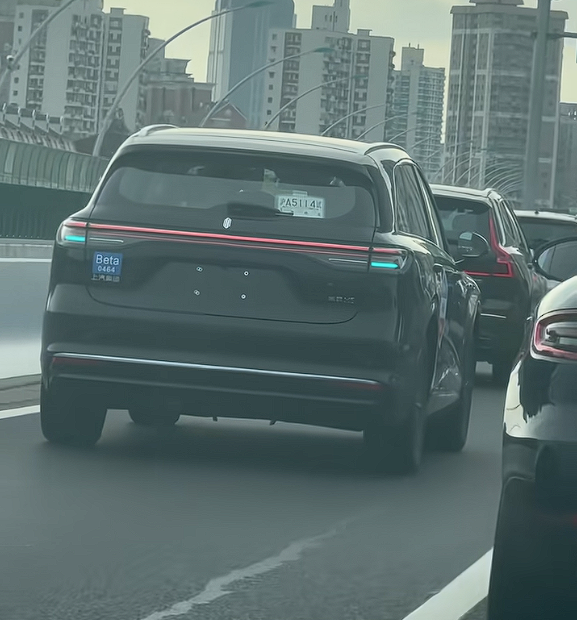 或將改寫15萬級家用SUV市場 尚界H5實車曝光：小藍燈已點亮